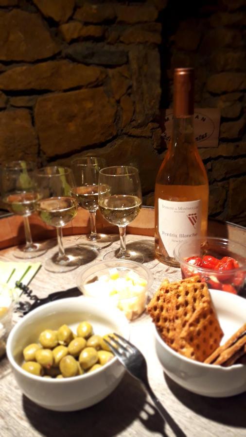 Charmante Maison Villageoise 5 Personnes Happyday Neuchatel サン・ブレーズ エクステリア 写真
