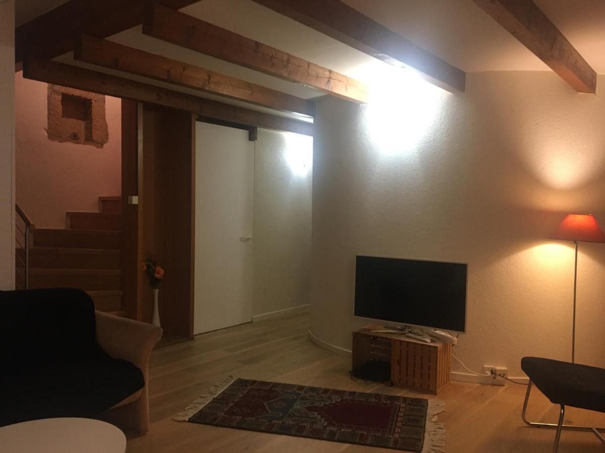 Charmante Maison Villageoise 5 Personnes Happyday Neuchatel サン・ブレーズ エクステリア 写真